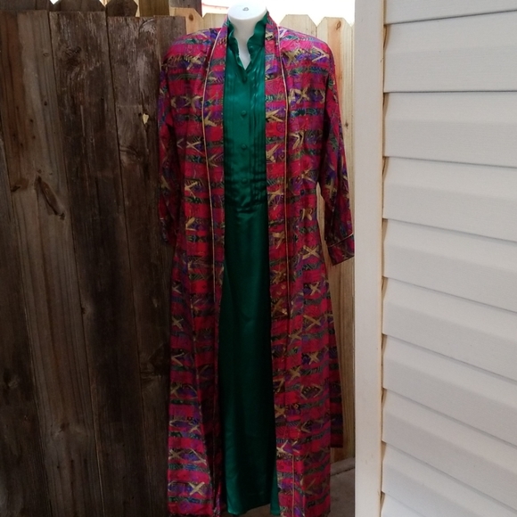 Carlton Hall Other - Vintage Bed Gown/Robe/Carlton Hall/Wash. SILK/8-10